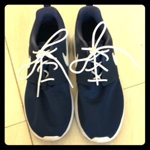 Women's Nike Tanjun Sneakers